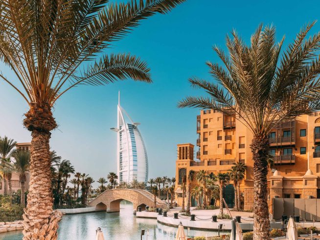 hirek-adomentes-dubai-freezone-001